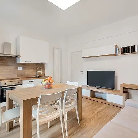 Apartment Luxury - Colibri La Spezia